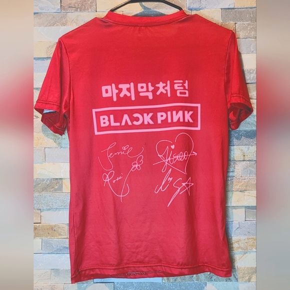 ⏰️3/$10 XS BlackPink logo t-shirt - Picture 2 of 3